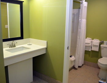 Inn The At Emory Druid Hills