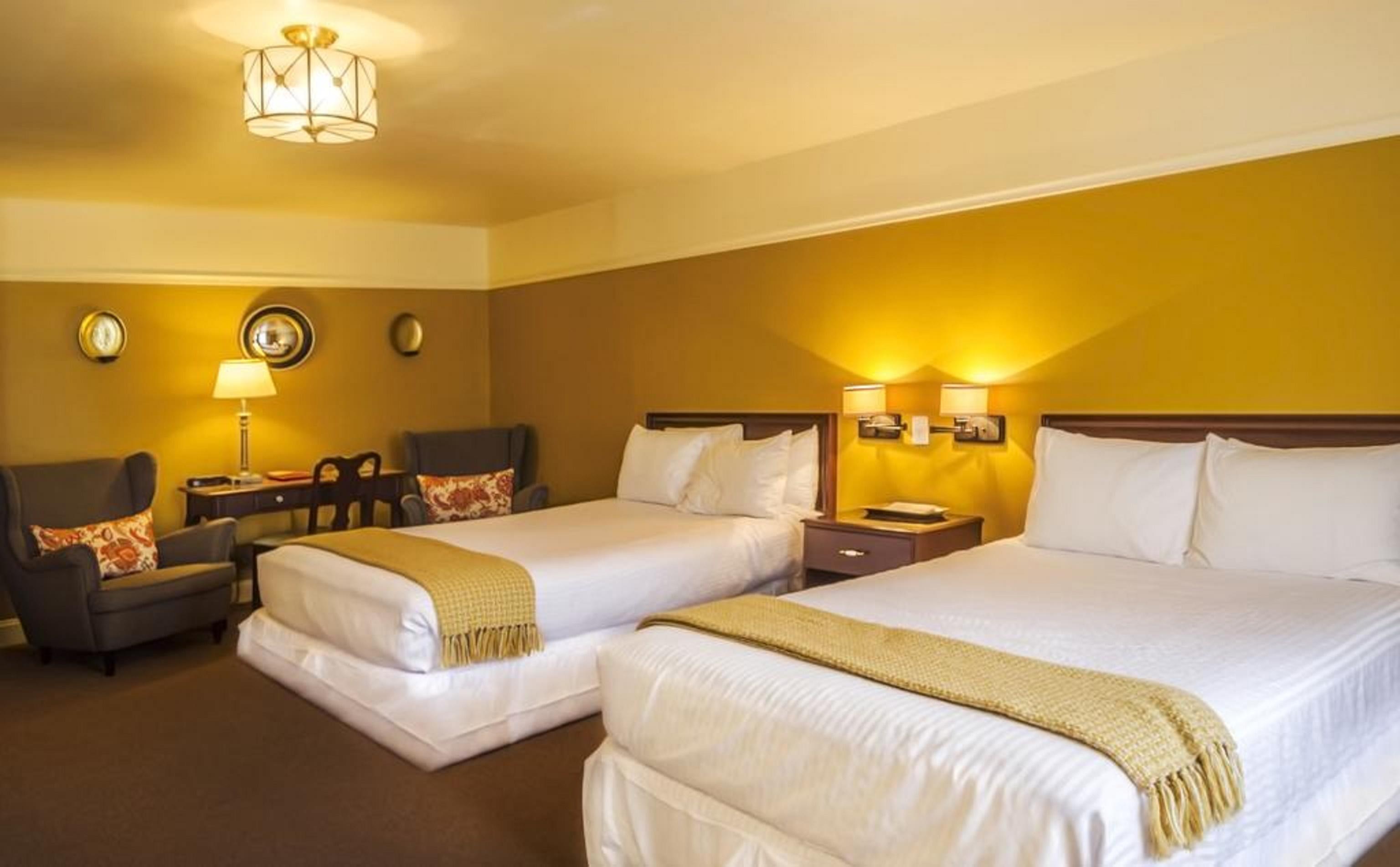 The At Emory 3*
