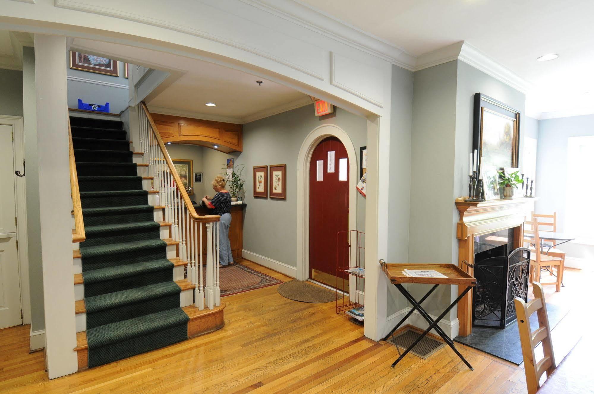 The At Emory 3* Druid Hills